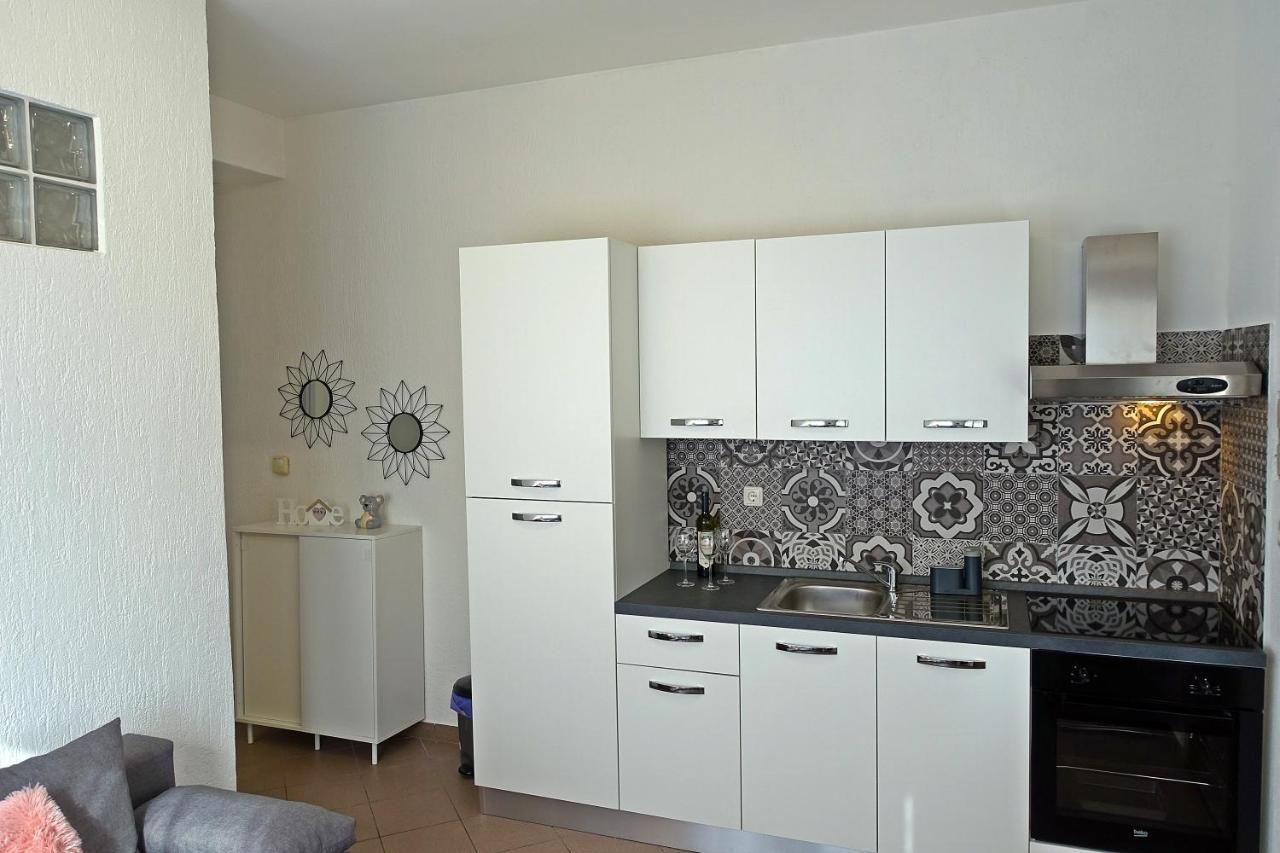 Apartments Denis Opatija Buitenkant foto